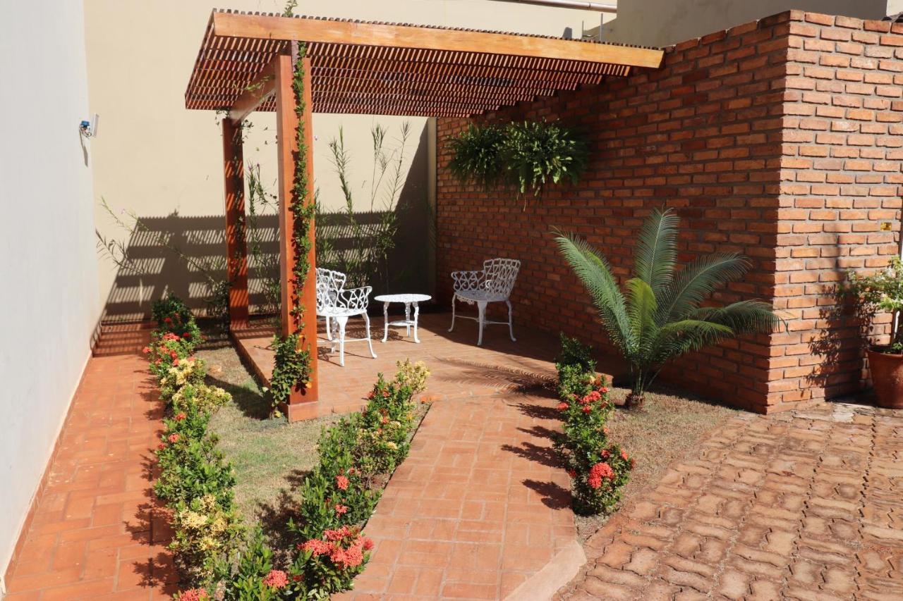 Ville Park Hotel Ourinhos Exterior foto