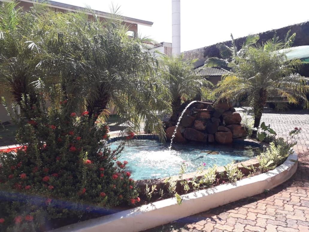 Ville Park Hotel Ourinhos Exterior foto